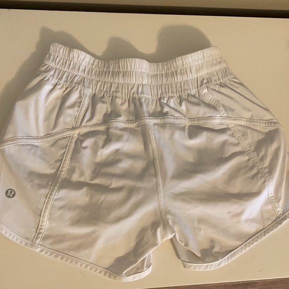White lululemon track that shorts - Picture 2 of 2